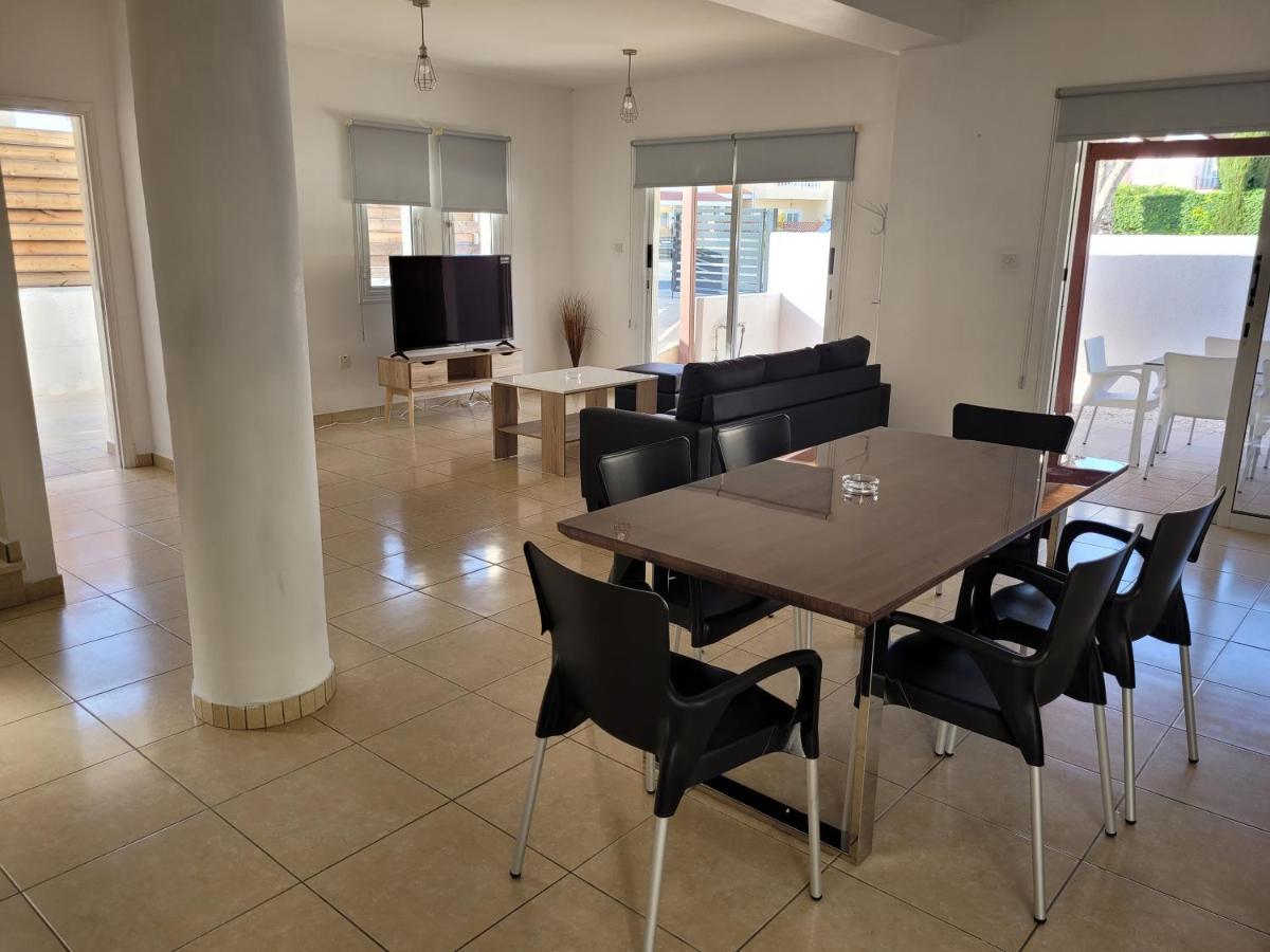 Elean Villa Paphos Exterior photo